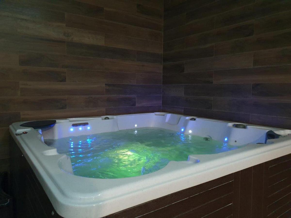 Dwie Sosny - Morski Krysztal - Sauna, Jacuzzi, Silownia, Bawialnia - 365pam